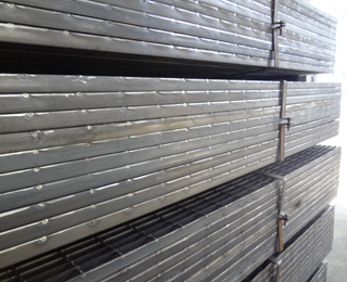 Untreated Steel Grating JG385/30/100FU Featured Image